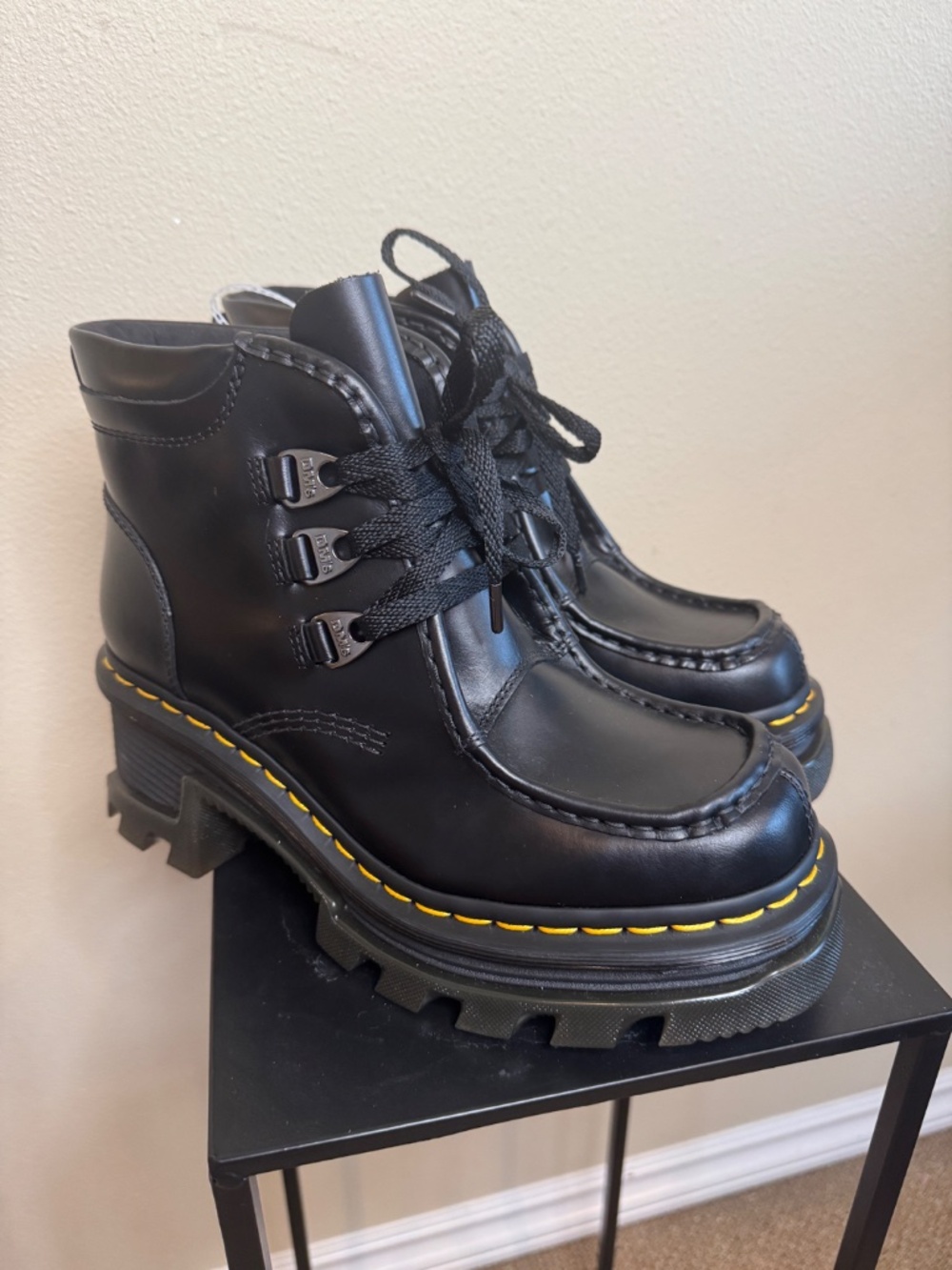 NEW Dr. Martens CORRAN 3 EYE HEELED Black Lace-Up Chunky Platform Boots SZ EU 39